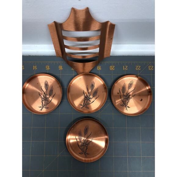 Vintage Fantasy Copperware Made in Canada 4 Coaster Set - Picture 2 of 3